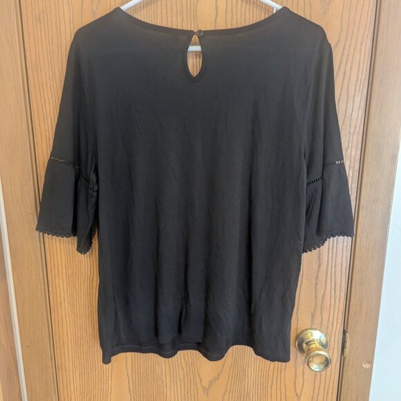 Architect Flutter Elbow Sleeves Black Top with Keyhole Button Back-Large Petite - Picture 4 of 5